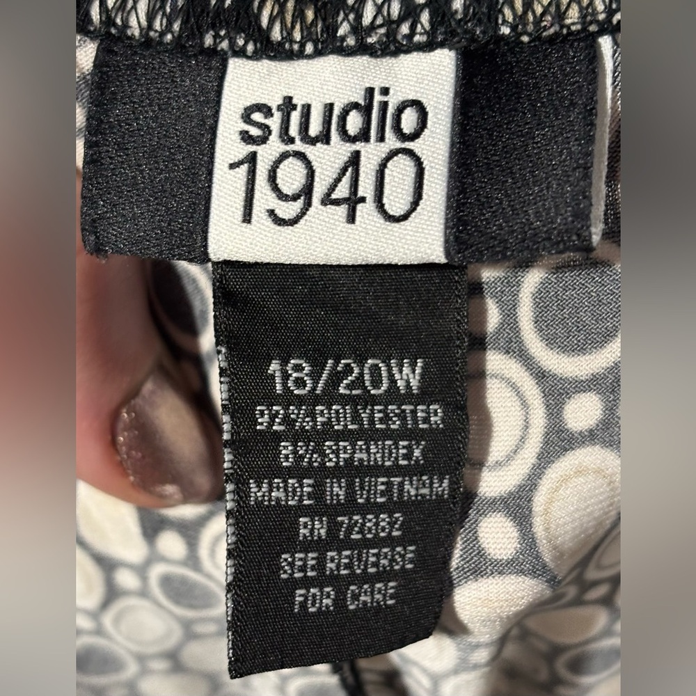 Studio 1940 18/20W Circle Print Midi Skirt - Picture 5 of 6